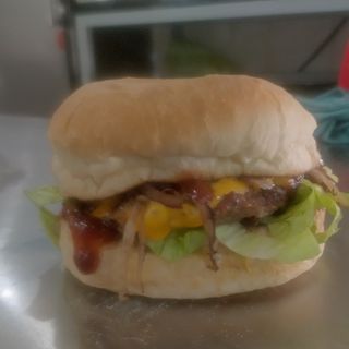 Телешки бургер (450г)