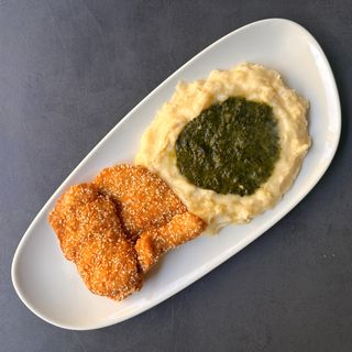 Piletina sa sezamom,pire,špinat