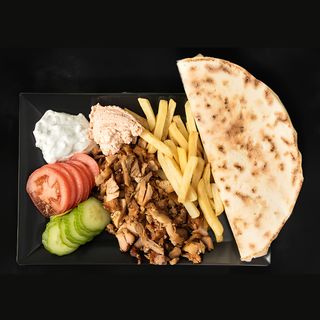 Pileći giros u porciji sa tortiljom 600 gr