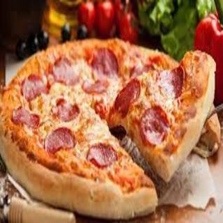 Pizza Salami (Pequeña)