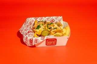 Crok'nt fries cu crispy chicken