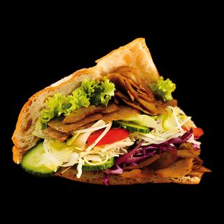 Kebab w Bułce z frytkami- Średni