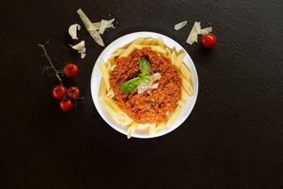 Паста Пенне Болонезе (400г)