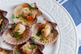 Zamburiñas flambeadas