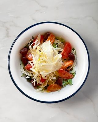 Insalata con finocchi, pompelmo e arance