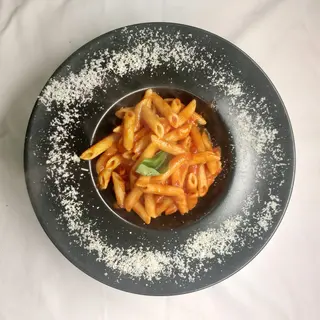 Pennette al pomodoro
