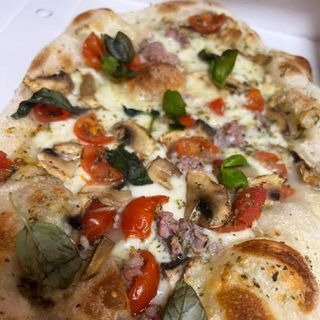 Pizza Castellana (33 Cm.)