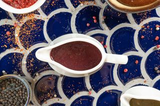 ტყემალი წითელი