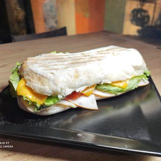 Чабата с пуешко (250г)