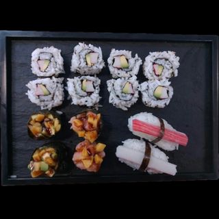 Bandeja Okinawa 14 piezas