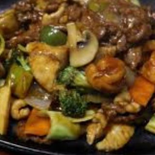 Ocho Cosas Preciosas