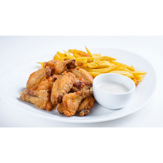 Aripioare la ceaun cu sos gorgonzola si garnitura preferata