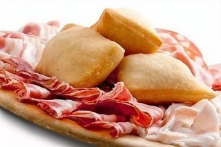 Salumi con gnocco fritto