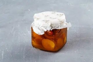 Варенье "Амбре" абрикос с миндалем