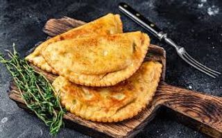 Чебуреки з куркою та грибами 3+1