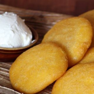 Arepitas Con Nata (4 Uds.)