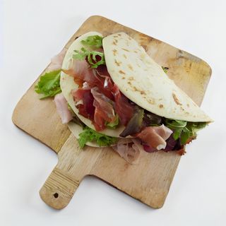 Piadina bresaola rucola e grana