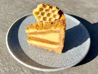 Чізкейк "Медовик"