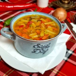 Ciorbă tărănească de văcuță