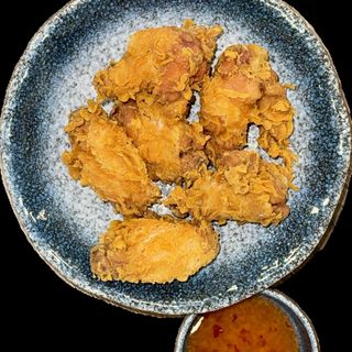 Alitas De Pollo Fritas (6Uds.)