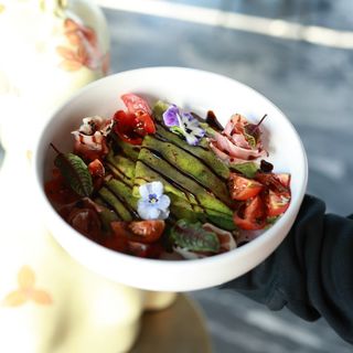 Шпинатні млинці з хамоном та страчателлою