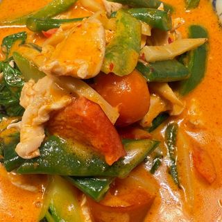 Geang Phed Con Pollo