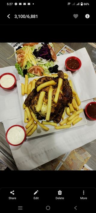 2 Pollo A L'Ast Entero Con Patatas