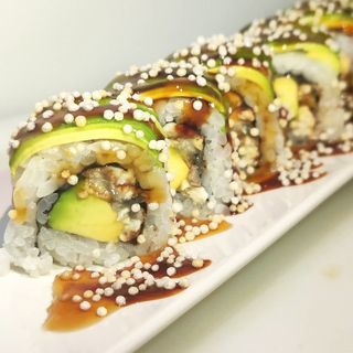 8. California de Anguila, aguacate, y conflex de arroz (8uds.)