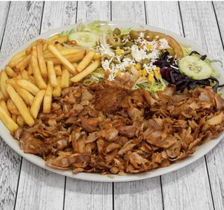 4 Pedratas de pollo o cordero + Coca-Cola Sabor Original botella 2L.