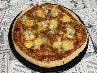 Pizza Cuatro Quesos (Pequeña)