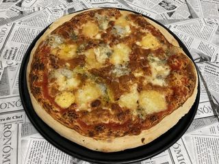 Pizza Cuatro Quesos (Pequeña)