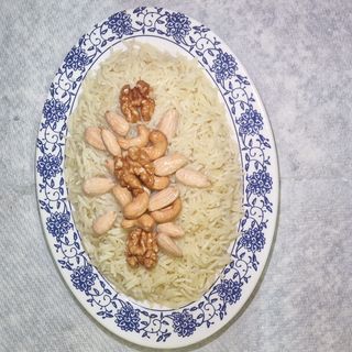 Riso con noci e mandorle