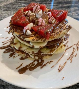 Pancakes cu Nutella si banane