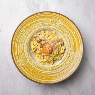Carbonara pasta