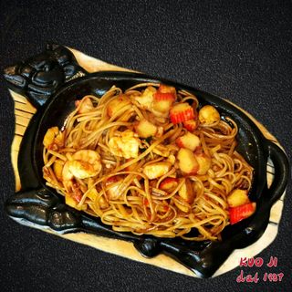 19  -Spaghetti di grano duro con pesce alla griglia