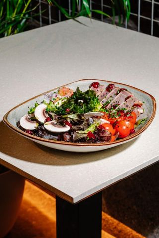 Ensalada tataki atún