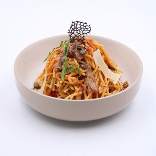 Pasta Puttanesca al tonno