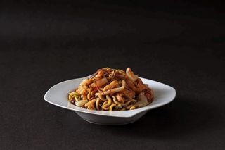 Slatko ljuta piletina wok