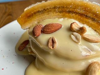 Солодкі панкейки з заварним кремом (300г)