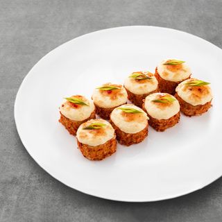 შემწვარი როლი ორაგულით