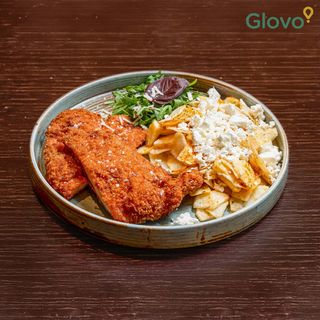 Snitel de porc cu mozzarella si sos Napoli