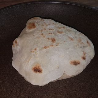 pane arabo croccante