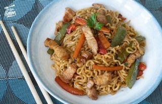 Yakisoba De Pollo