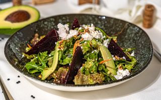 Сезонна салата (200г)