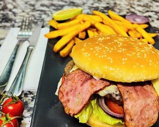 Hambúrguer Especial  