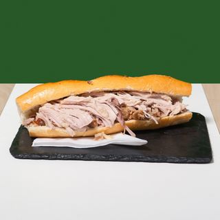 Pan con Lechón Asado