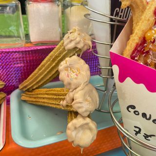 Churros Recheados Kinder Bueno