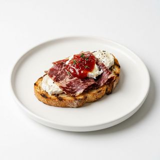 Tosta De Cecina