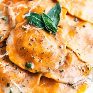 Cappelli de salmón con nata y salmón 