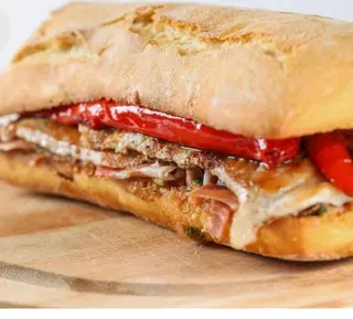 Bocadillo De Pollo